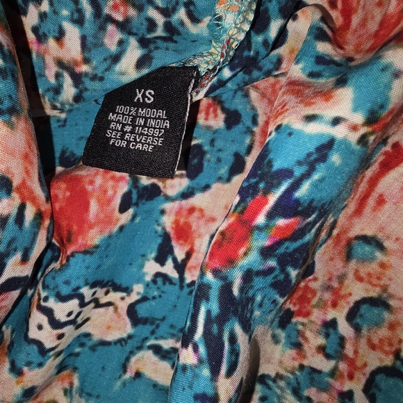 Tolani Collection XS Floral Boho Tunic Top NWT Multicolor Tassel Tie Neck - Picture 10 of 12